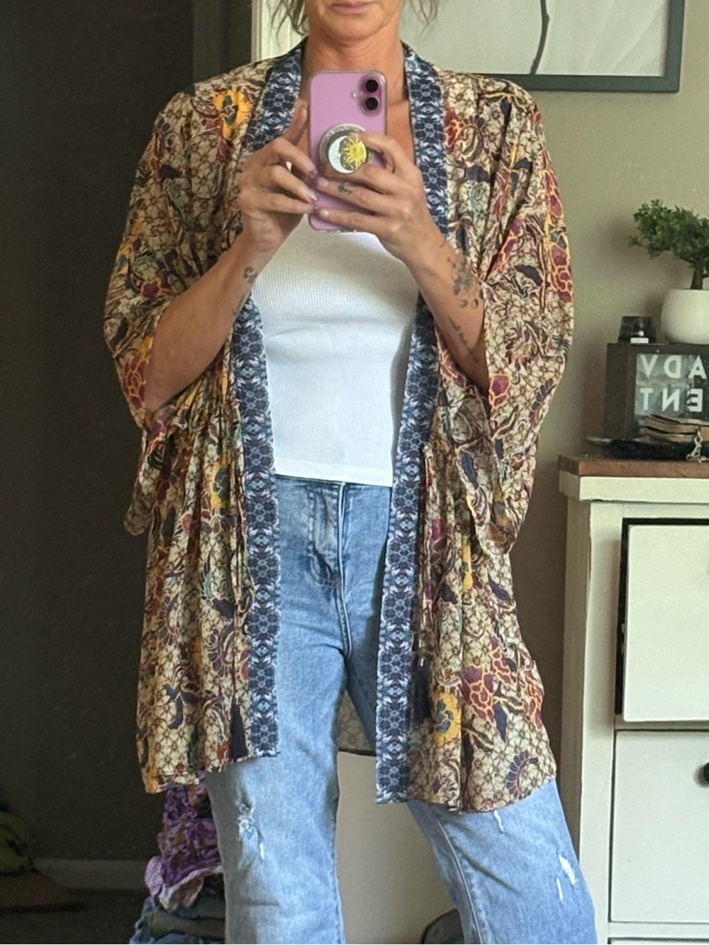 DR2 Multicolor Floral Patterned Kimono with Blue Trim